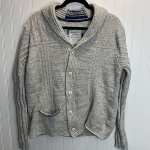 🌟 Tommy Bahama Button-Up Sweater Med